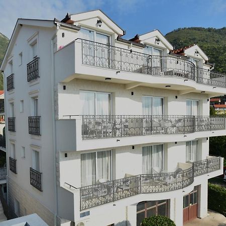 Villa Julia Baošići Exteriér fotografie