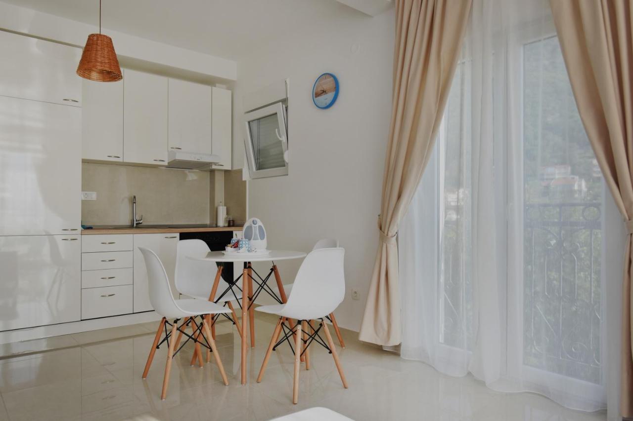 Villa Julia Baošići Exteriér fotografie