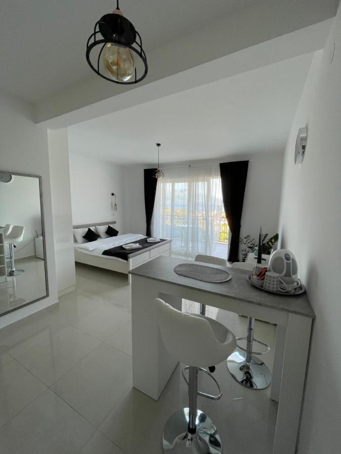 Villa Julia Baošići Exteriér fotografie